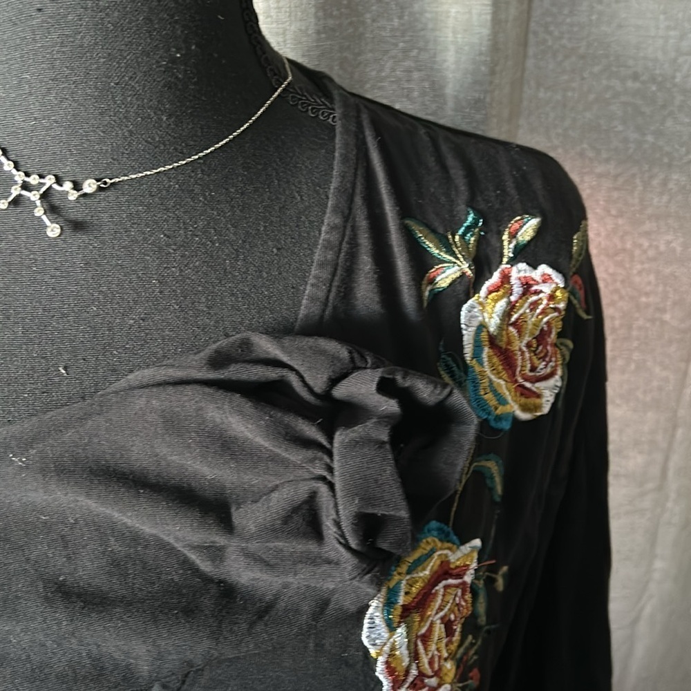 Black Floral ASOS Design Blouse - Picture 3 of 4
